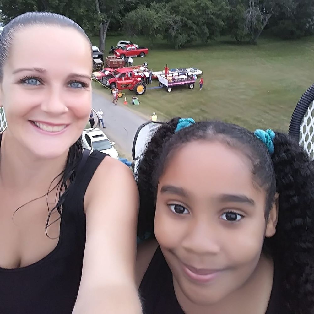 Meet your Posher, Dominique